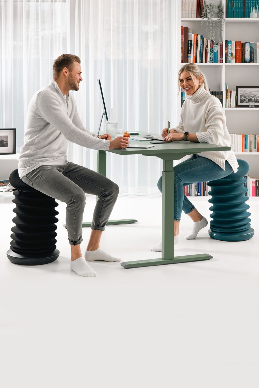 Topstar Sitness 4D, Aktiv-Sitz, Pendelhocker,