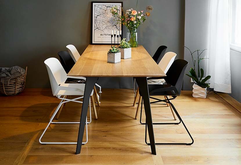 Aeris Numo Stühle mit Kufengestell