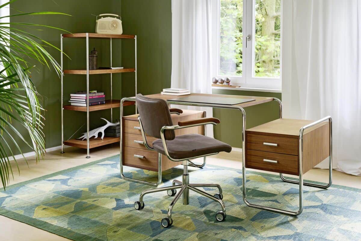Thonet S 285, Schreibtisch, Stahlrohrgestell,