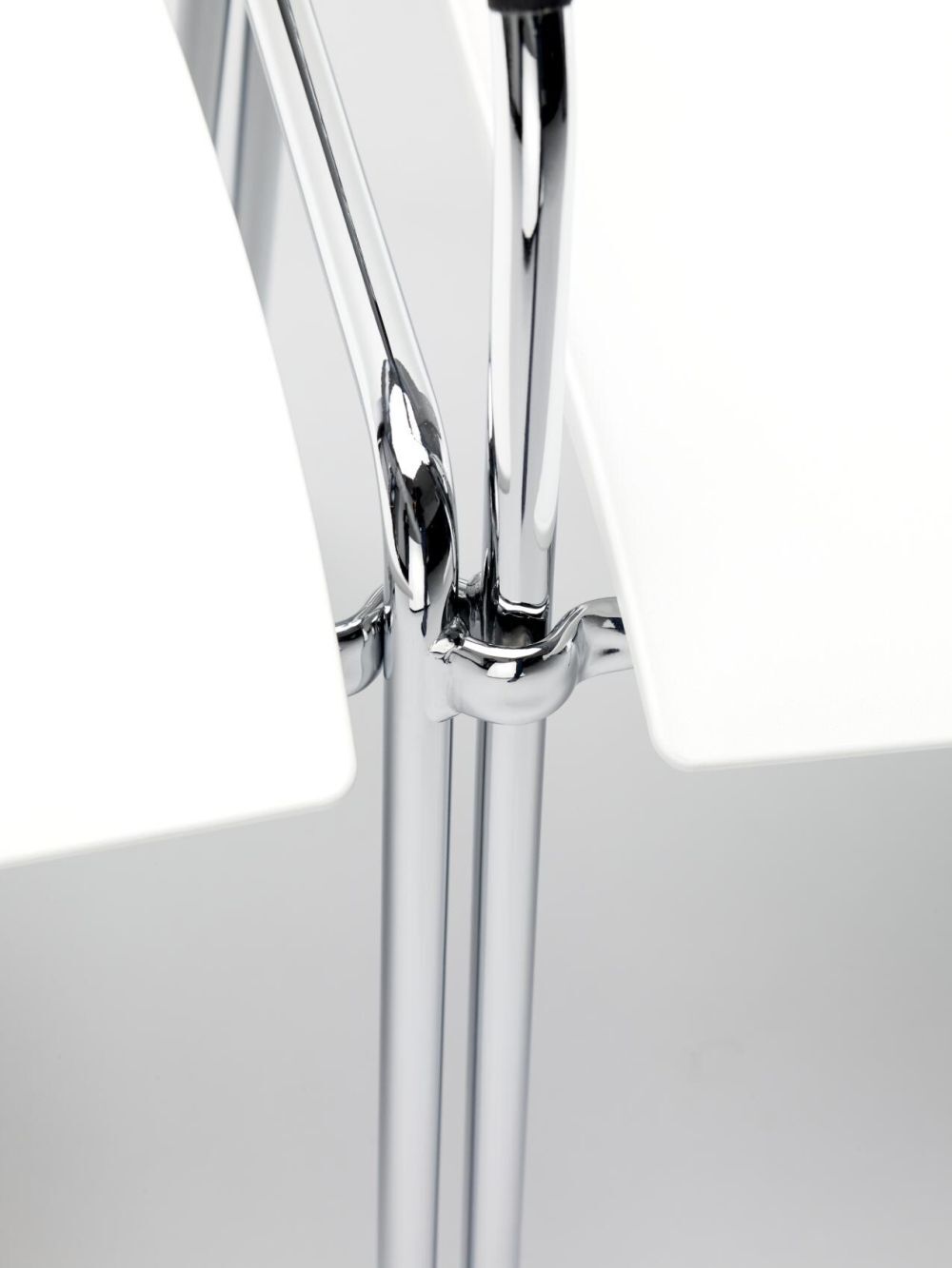 Thonet S 260 Konferenzstuhl, Vierfußgestell,