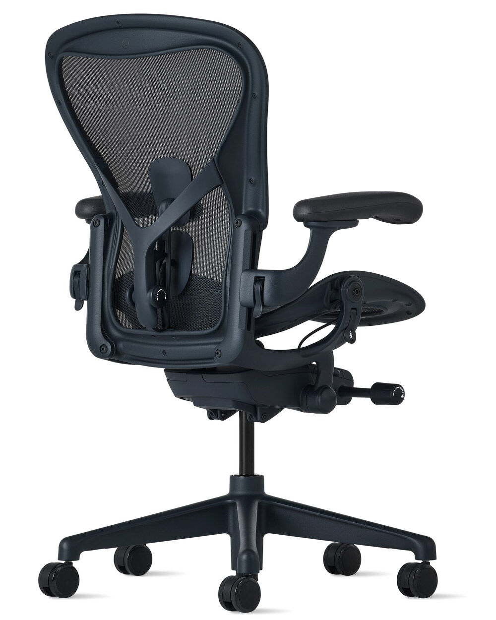 Ergonomischer Bürostuhl mit Netzrückenlehne und verstellbaren Armlehnen, ideal für gesundes, dynamisches Sitzen.