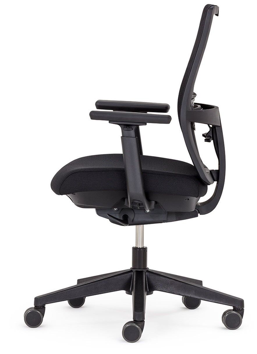 Seitansicht eines ergonomischen Bürostuhls mit verstellbaren Armlehnen und schlankem, modernen Design.