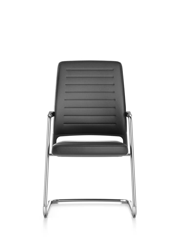 Ergonomischer schwarzer Bürostuhl mit Metallrahmen und gepolsterter Rückenlehne, ideal für das dynamische Sitzen.