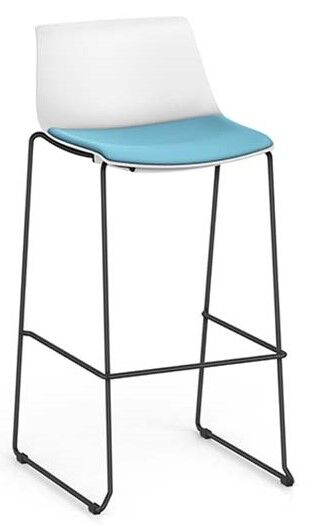 Moderner Barhocker mit weißer Rückenlehne und blauer Sitzfläche, schwarzes Metallgestell, ideal für ergonomisches Sitzen.