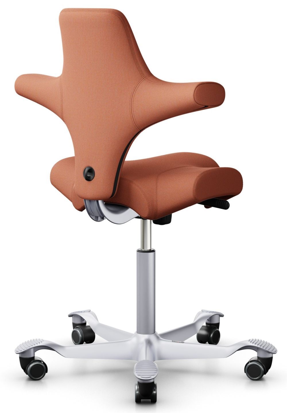 Ergonomischer Bürostuhl mit orangem Stoffbezug und einzigartigem Rückendesign, geeignet für dynamisches Sitzen.