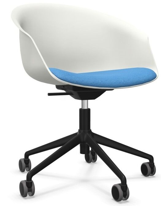 Ergonomischer Bürostuhl mit weißer Rückenlehne, blauer Sitzfläche und schwarzem Drehgestell auf Rollen.