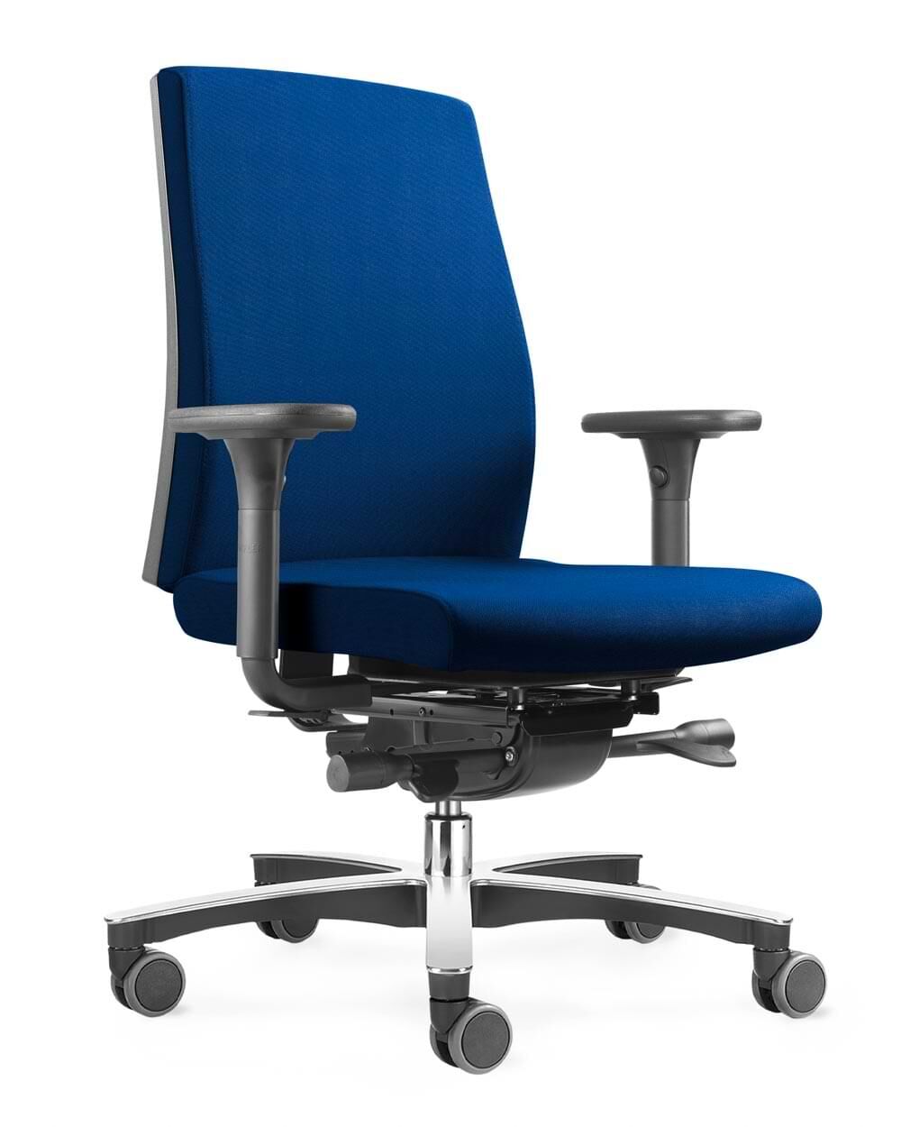 Ergonomischer Bürostuhl mit blauer Polsterung und verstellbaren Armlehnen auf Rollen.