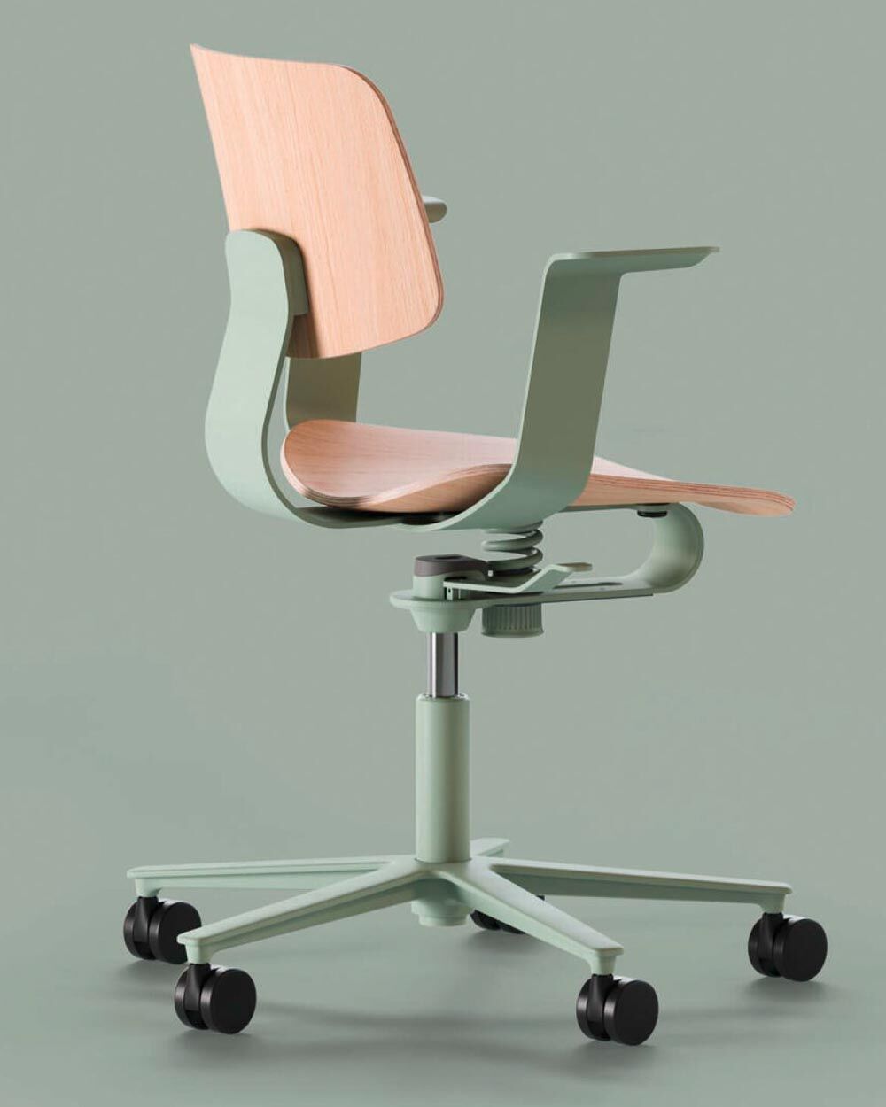 Moderner ergonomischer Bürostuhl mit Holzsitz und -lehne auf einem grünen Rahmen mit Rollen.