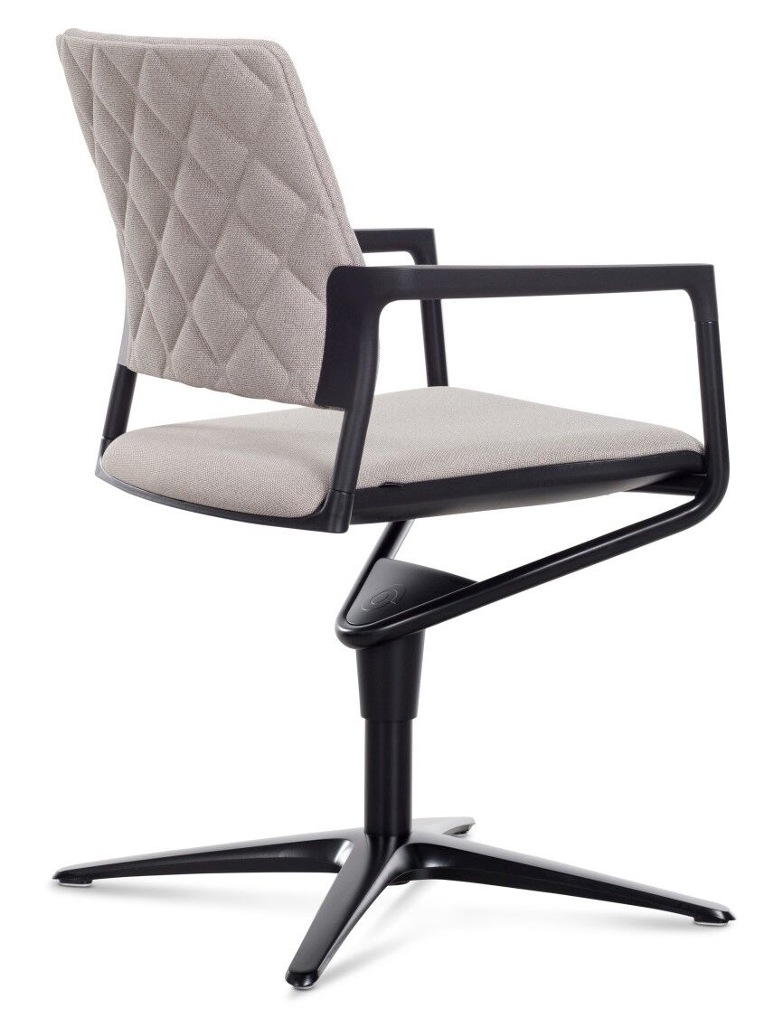 Ergonomischer Bürostuhl mit gestepptem Rückenteil, modernem Design und schwarzer Basis für dynamisches Sitzen.