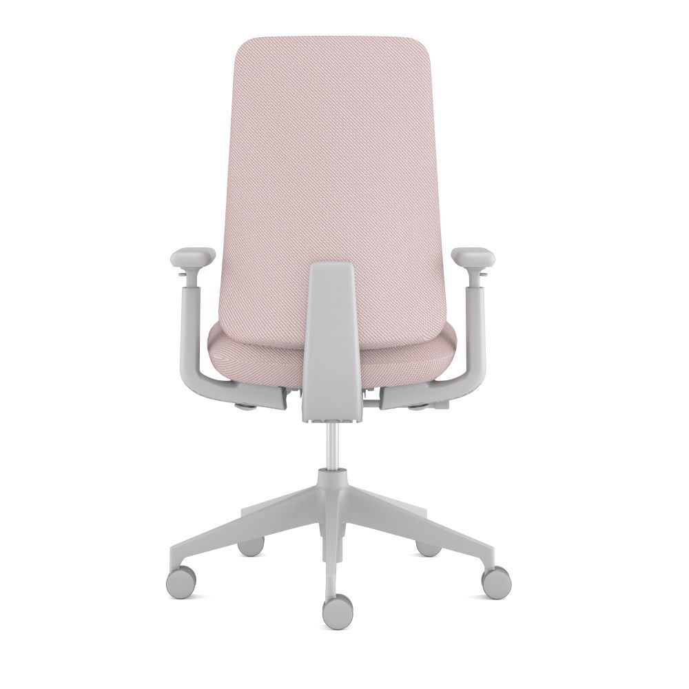 Hochwertiger ergonomischer Bürostuhl in Rosa, Ansicht von hinten, mit verstellbaren Armlehnen und Rollen.