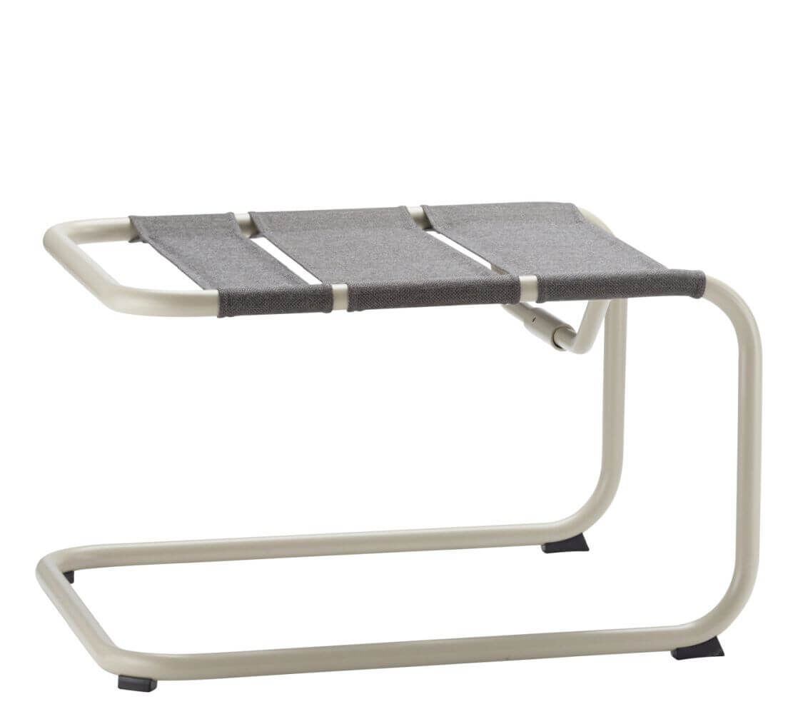 Fußstütze mit ergonomischem Design, beige Rahmen und grauer Stoffauflage, für dynamisches Sitzen geeignet.