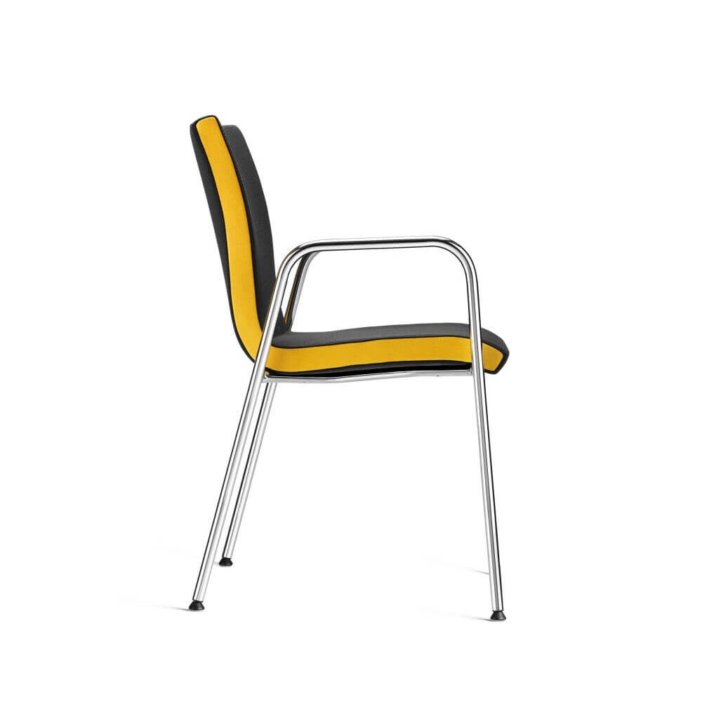 Seitenansicht eines ergonomischen Stuhls mit gelb-schwarzem Polster und verchromtem Metallrahmen.