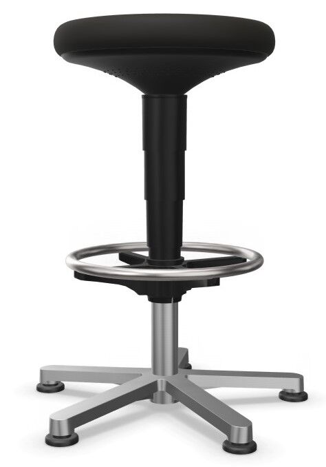 Ergonomischer Hocker mit schwarzem Sitz, Fußring und stabiler Metallbasis für dynamisches Sitzen im Büro.