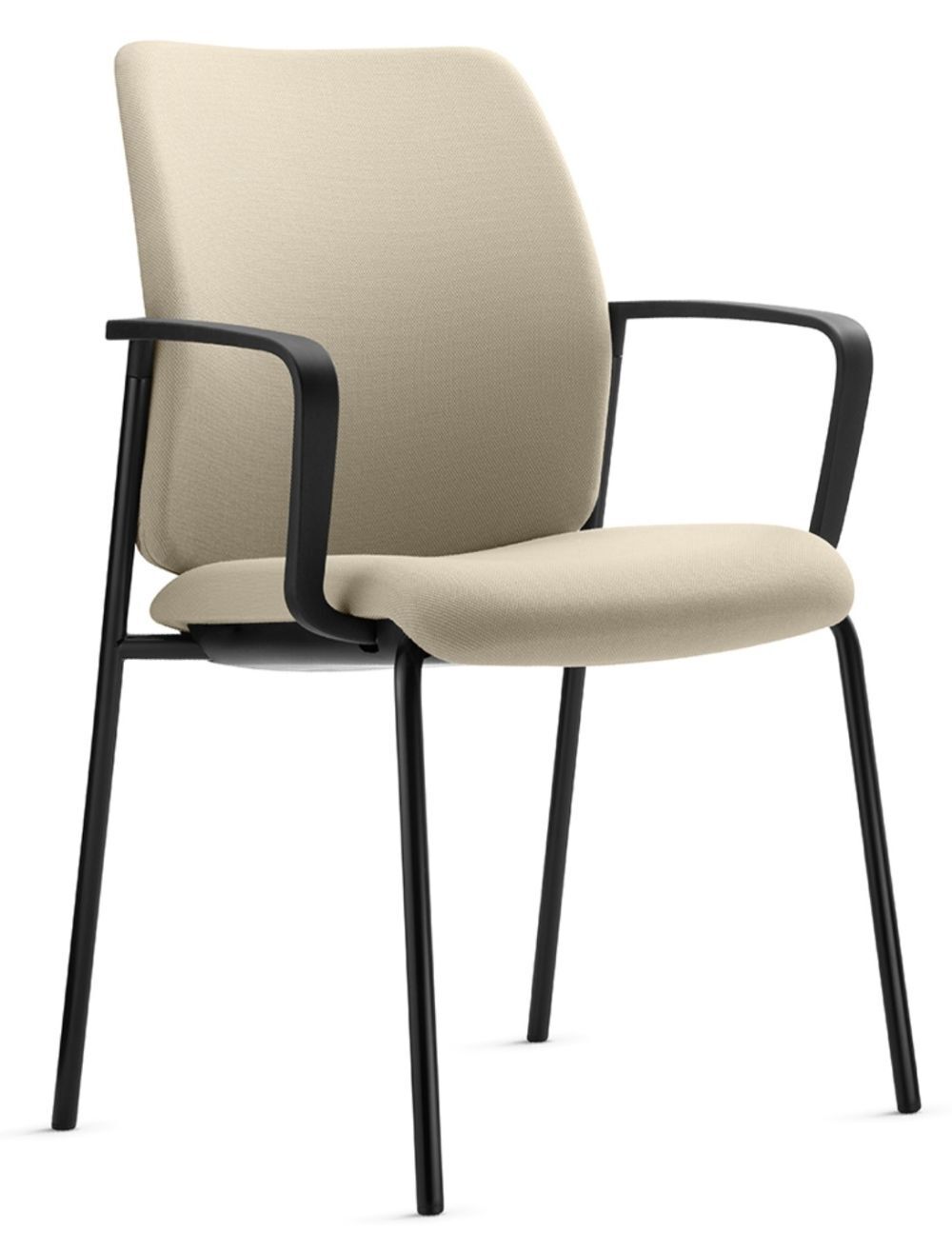 Beiger ergonomischer Bürostuhl mit schwarzem Gestell und Armlehnen, ideal für dynamisches Sitzen im Büro.