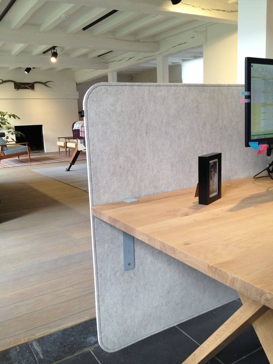 BuzziSpace BuzziFrontDesk, Schreibtisch-Trennwand, viele Formate