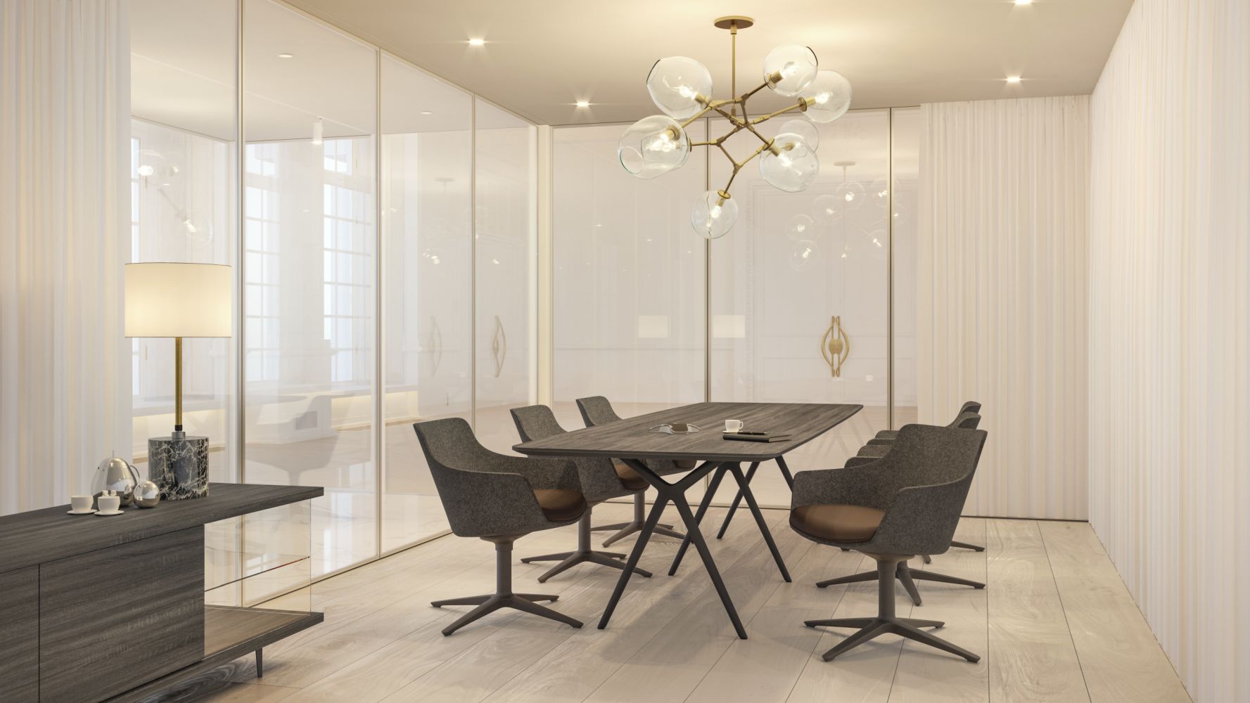 Moderner Konferenzraum mit ergonomischen Stühlen, großem Holztisch und stilvollem Kronleuchter, fördert gesundes Arbeiten.