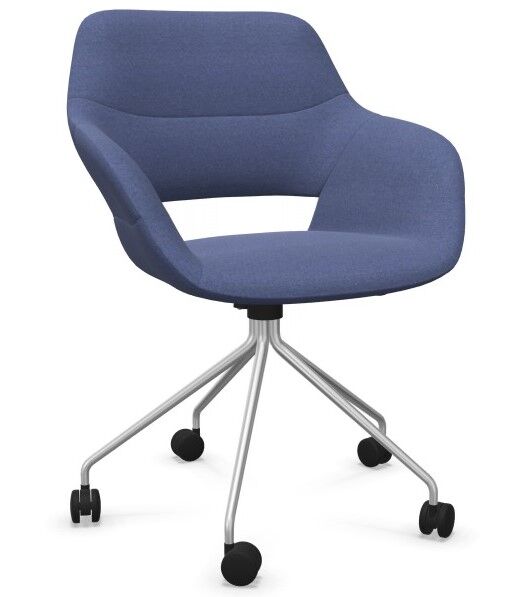 Moderner, ergonomischer Bürostuhl mit blauer Polsterung und silbernem Drehfuß mit Rollen.