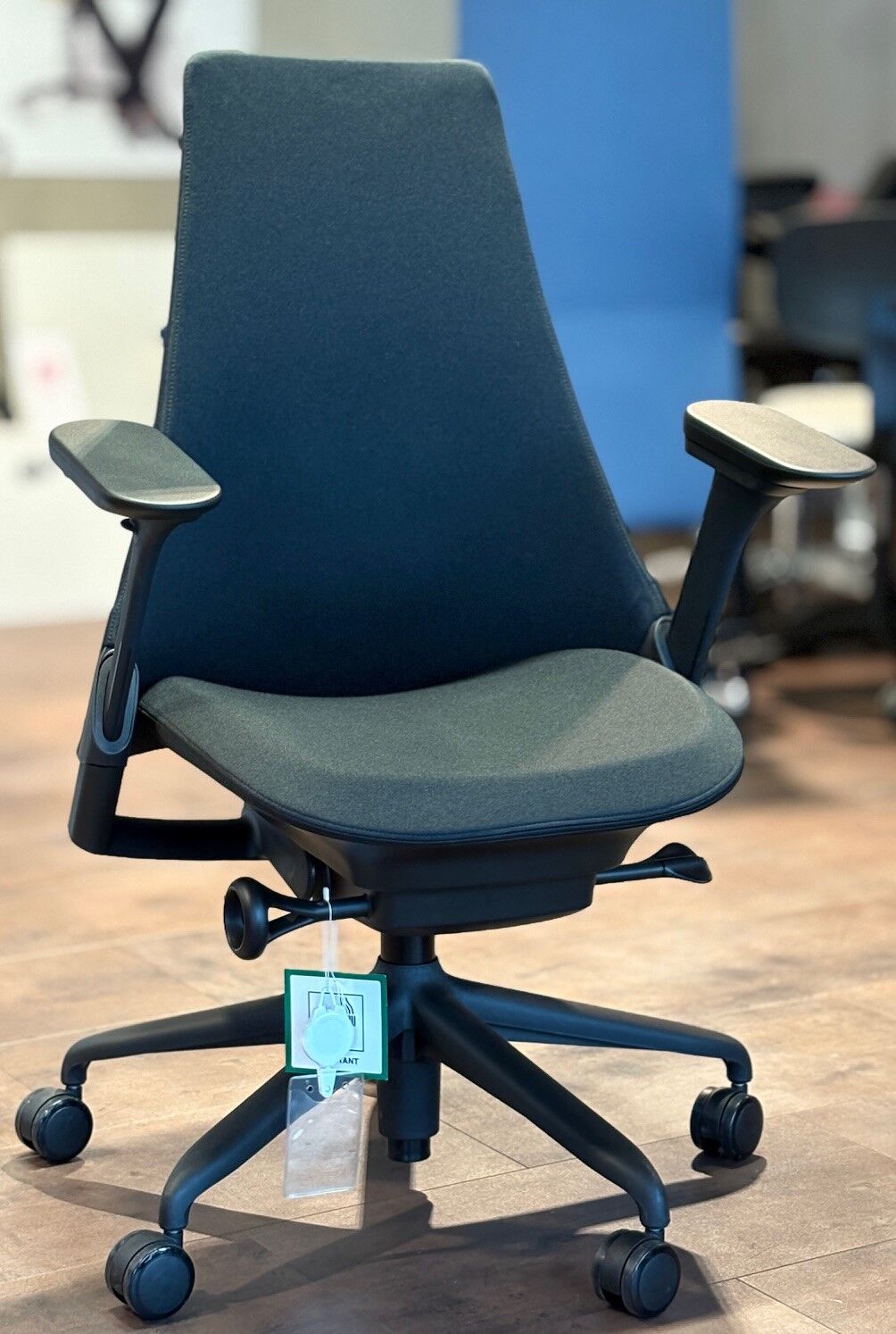 Herman Miller Sayl, hoher Polsterrücken
