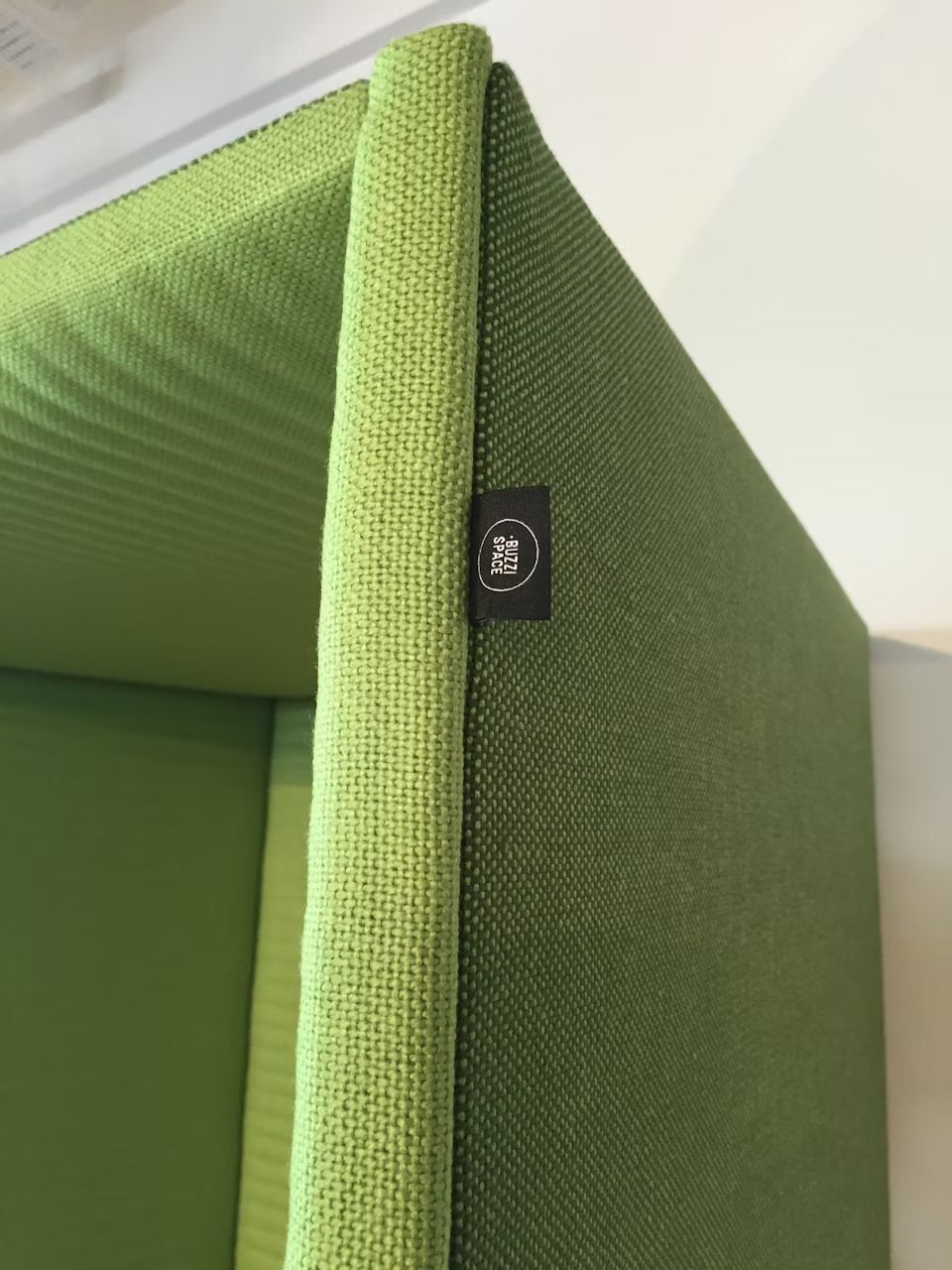 BuzziSpace BuzziHood, Telefonkabine