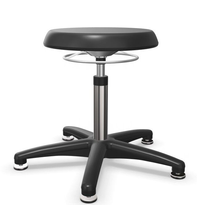 Schwarzer ergonomischer Drehstuhl mit höhenverstellbarem Sitz, fünf Rollen und stabilem Fußkreuz.