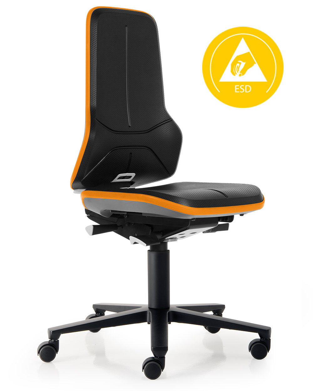 Ergonomischer Bürostuhl mit schwarzem Design und orangefarbenem Akzent, ESD-sicheres Symbol, auf Drehrollen.