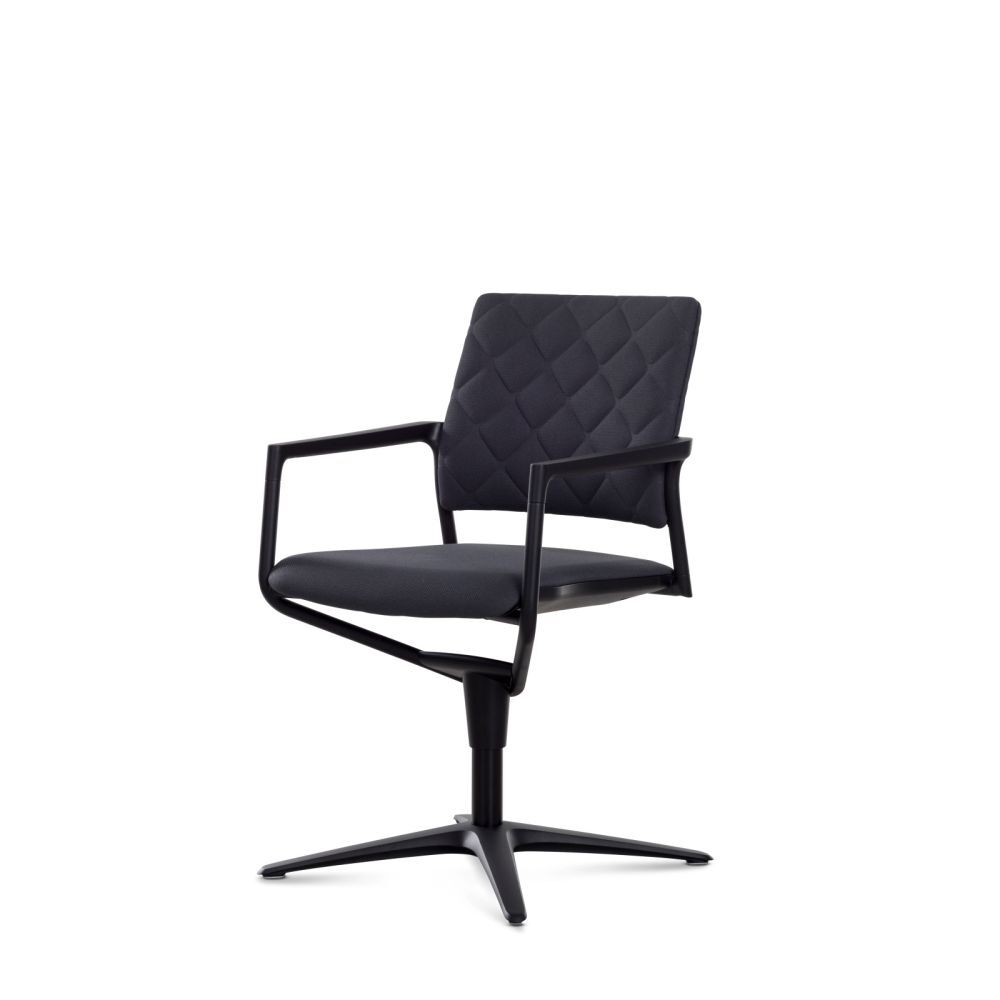 Ergonomischer Bürostuhl mit schwarzer Stepppolsterung und drehbarem Sternfuß für dynamisches Sitzen.