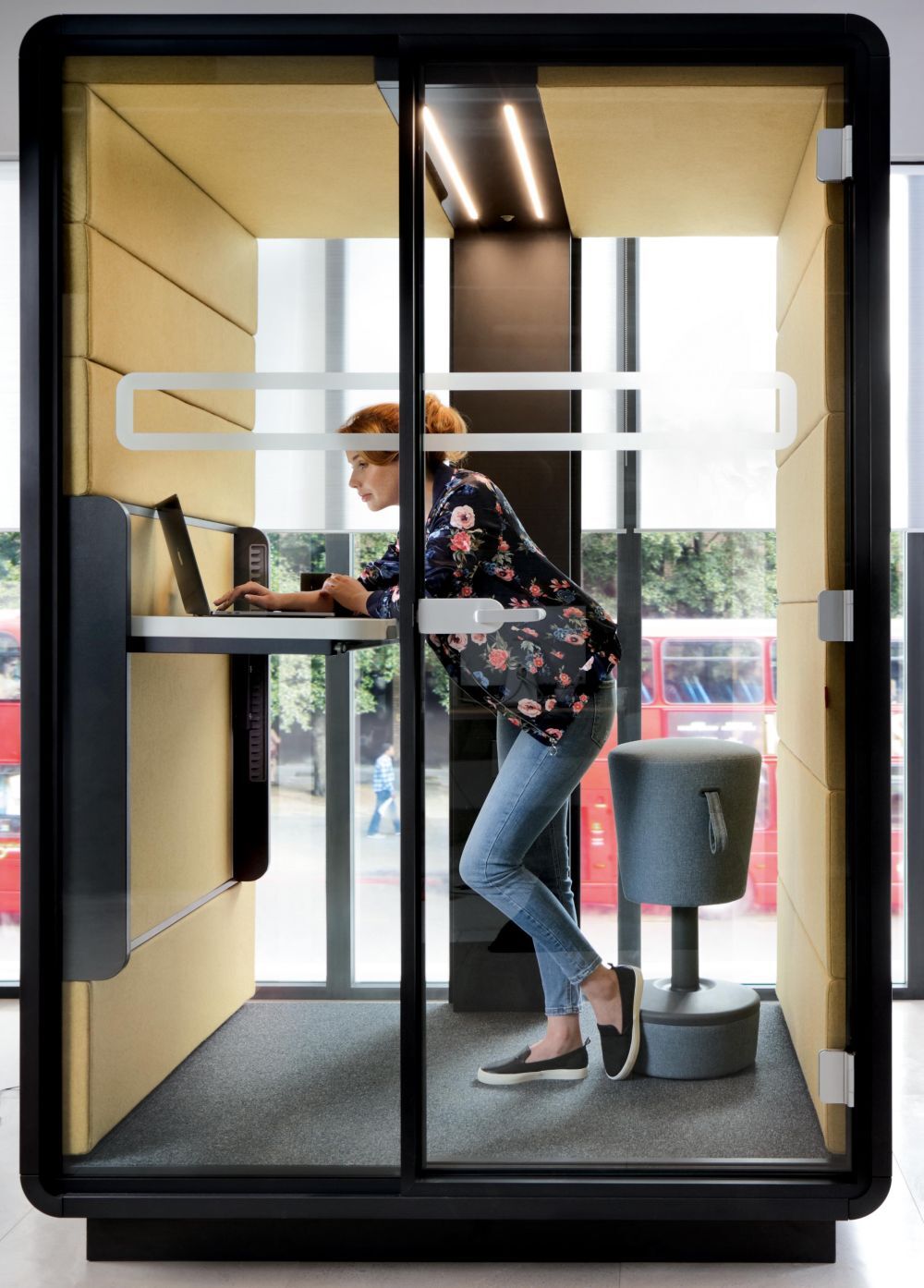 hushoffice HushMeet Sit&Stand | Workbox für 1 Person