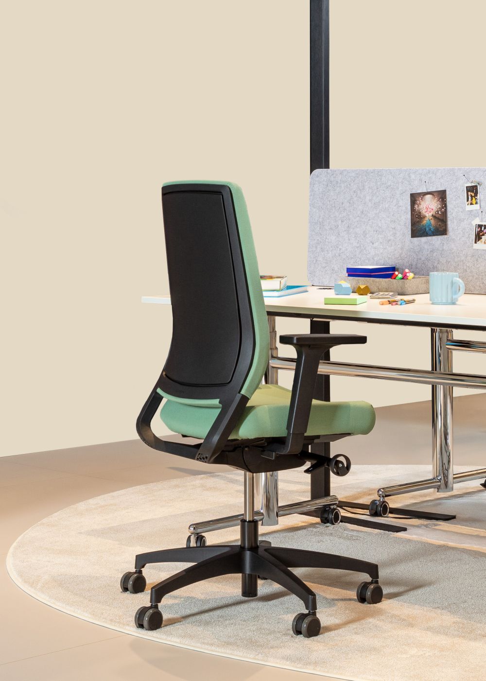 Dauphin Sequel operator SQ 7246, Bürostuhl,