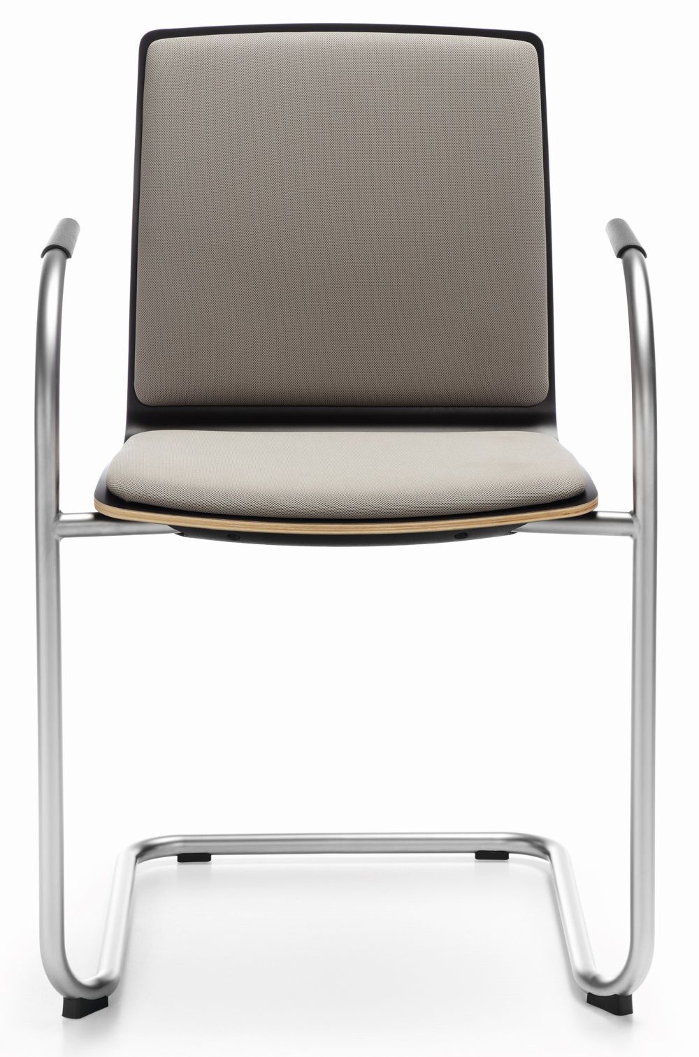 Ergonomischer Bürostuhl mit schlichter Metallstruktur und gepolstertem Sitz und Rückenlehne, ideal für dynamisches Sitzen.