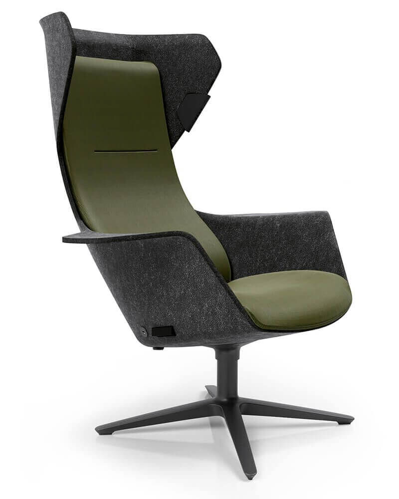 Moderner ergonomischer Bürostuhl in Schwarz und Grün mit hoher Rückenlehne und Drehfuß.