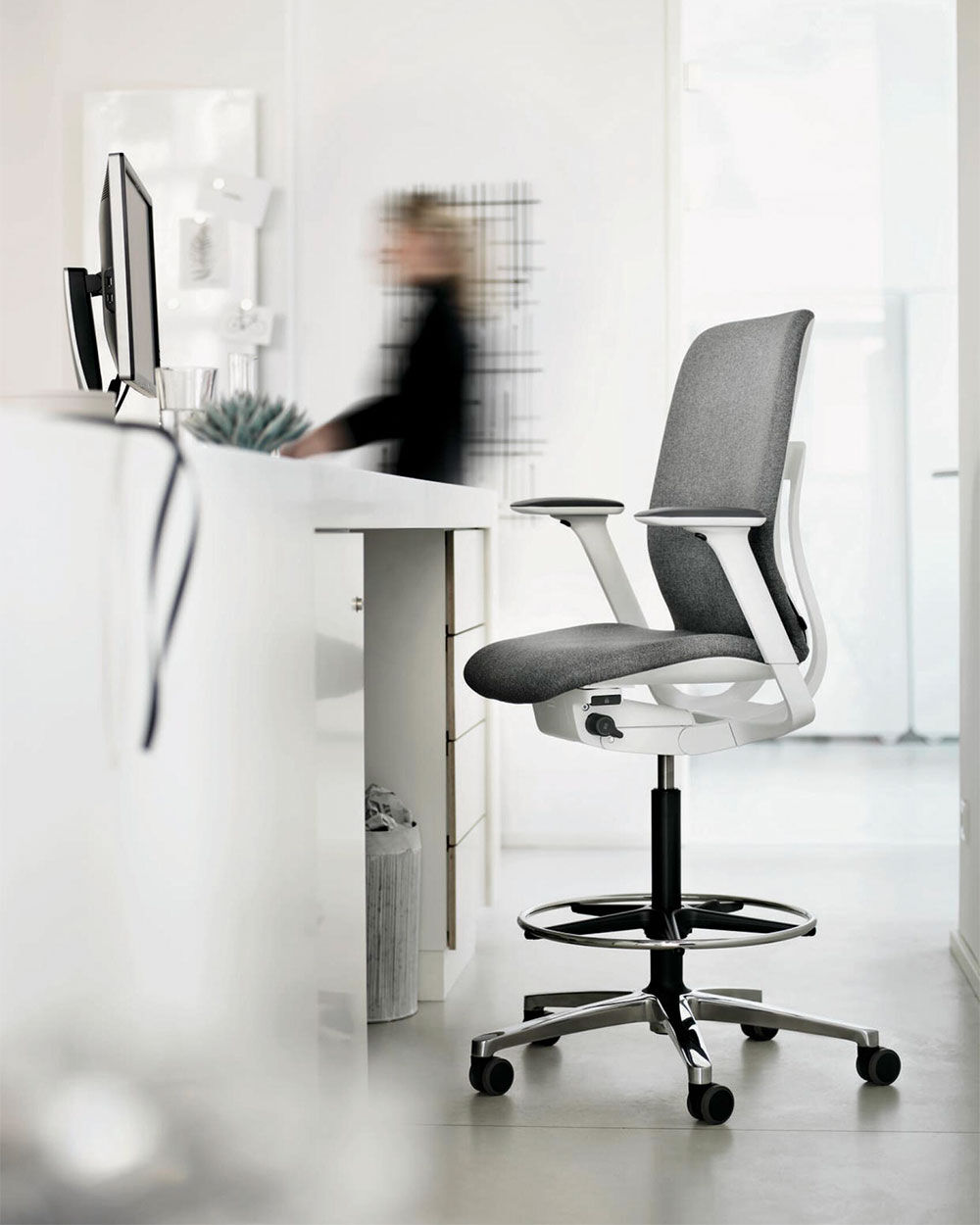 Wilkhahn AT 187/1, Counterstuhl,