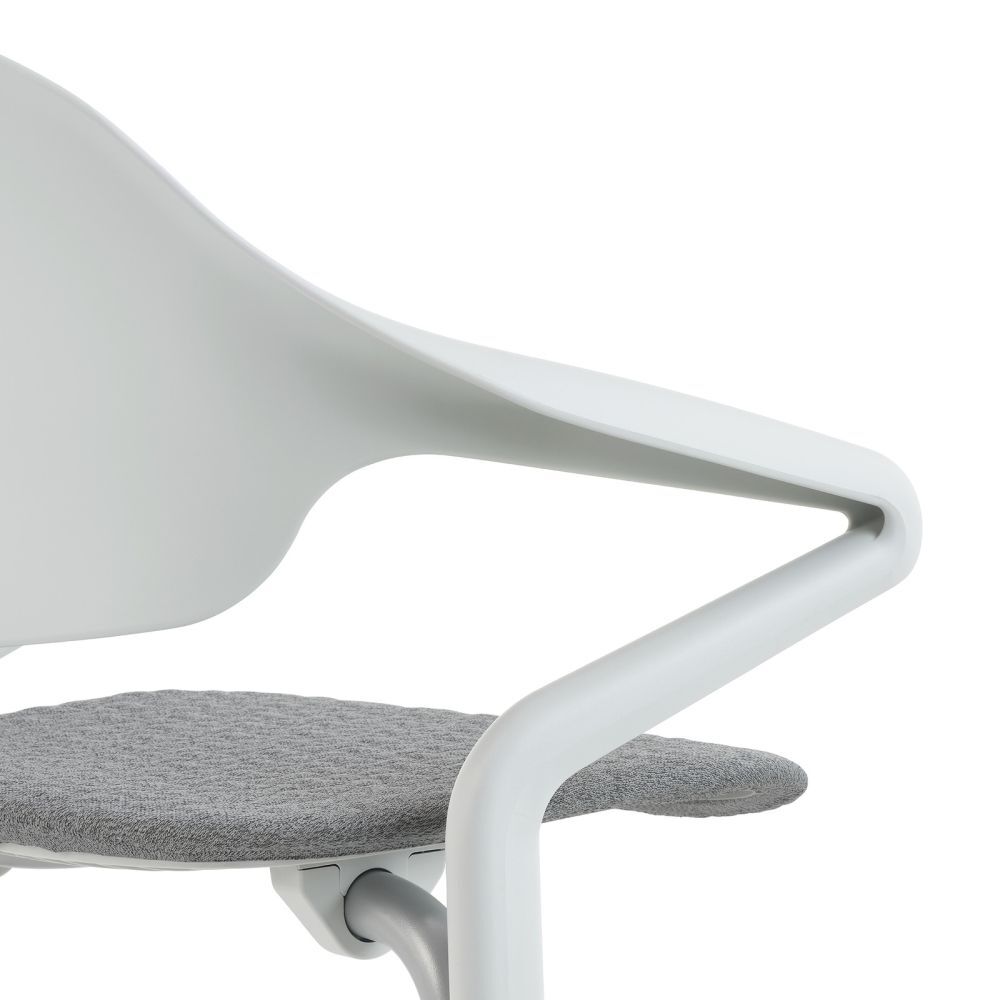 Herman Miller Fuld Klappstuhl, ineinander