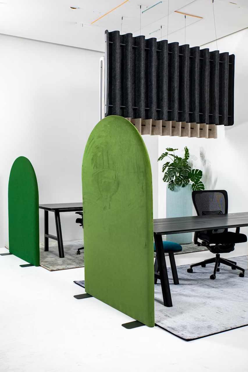 BuzziSpace BuzziShield Free, Akustik-Trennwand, verschiedene Formen und Größen