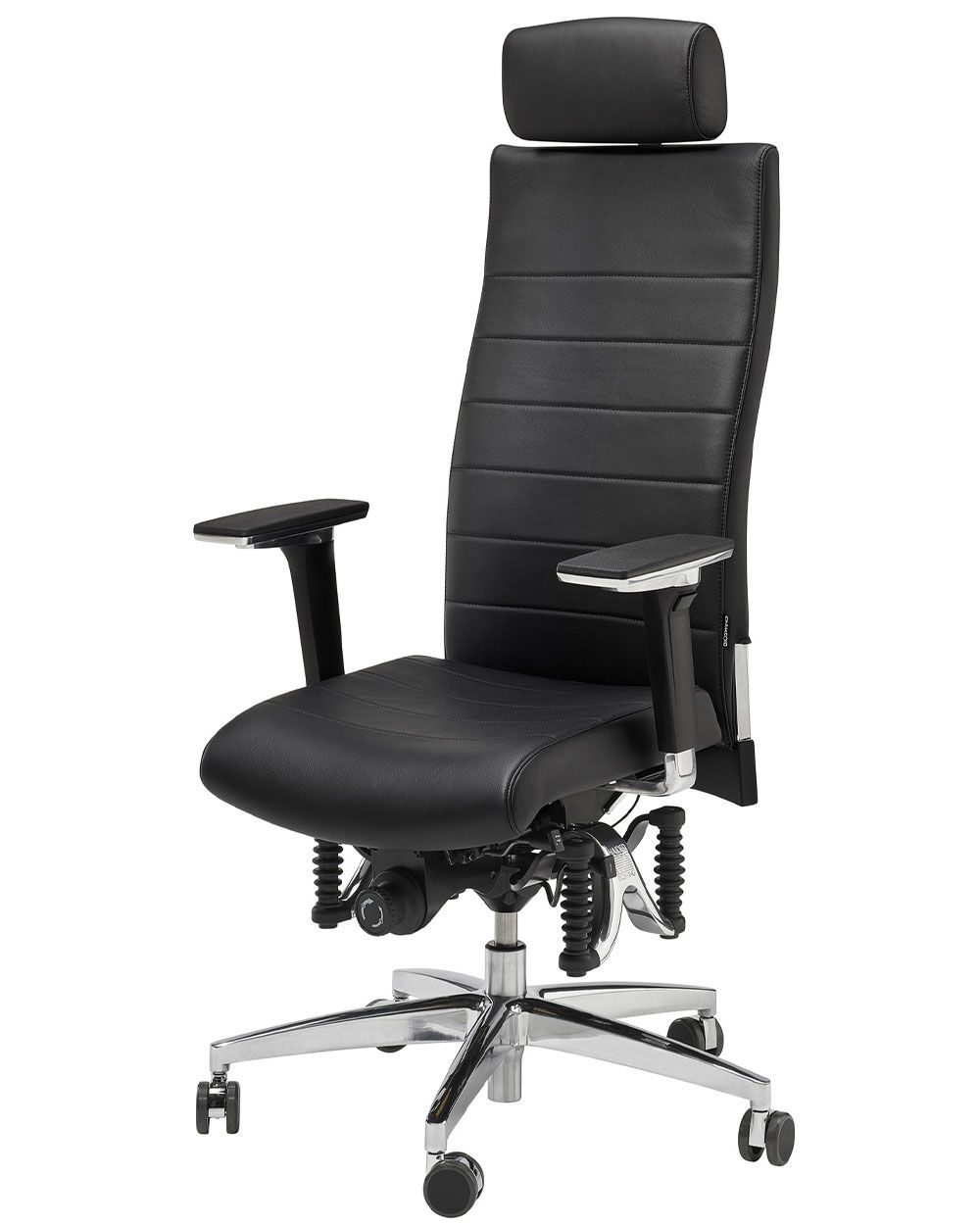 Ergonomischer schwarzer Bürostuhl mit Kopfstütze und gepolsterten Armlehnen, auf einem verchromten Drehkreuz mit Rollen.