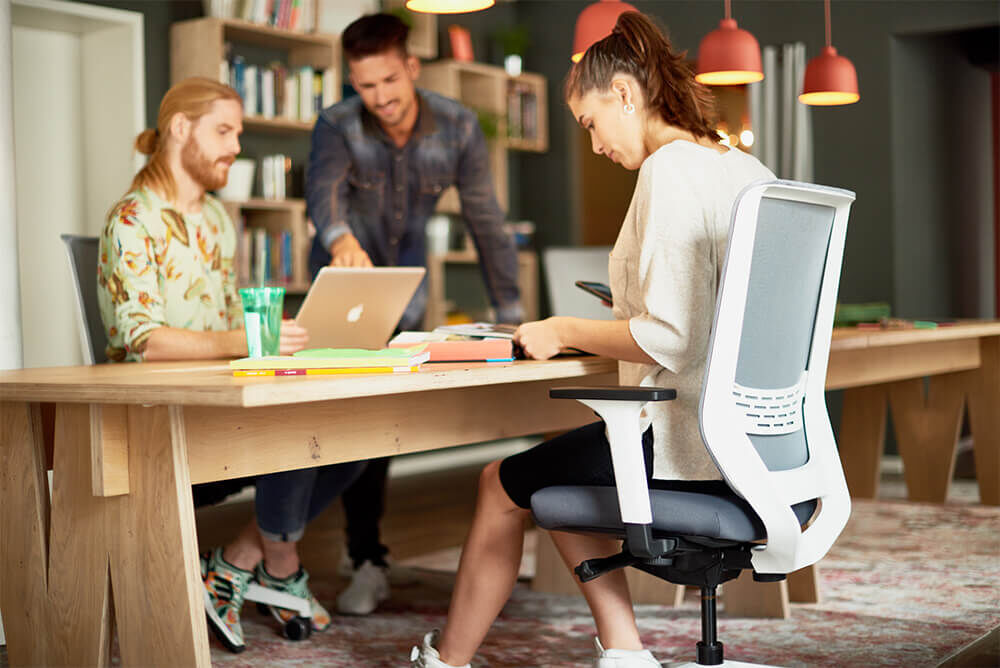 Trendoffice to-sync Work Mesh Pro White im Büro