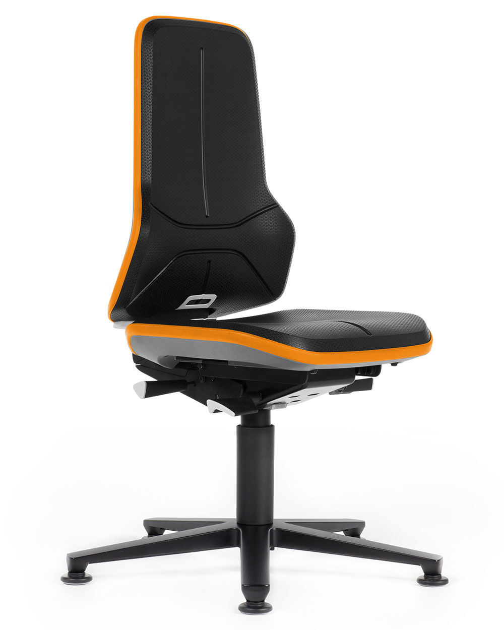 Ergonomischer Bürostuhl mit schwarzer Sitzfläche und orangefarbenen Akzenten, auf einem stabilen Fußkreuz.