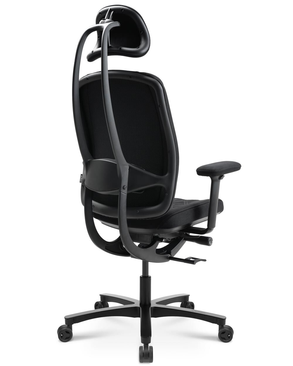 Ergonomischer Bürostuhl mit Netzrückenlehne und Kopfstütze für dynamisches Sitzen, seitlich von hinten betrachtet.