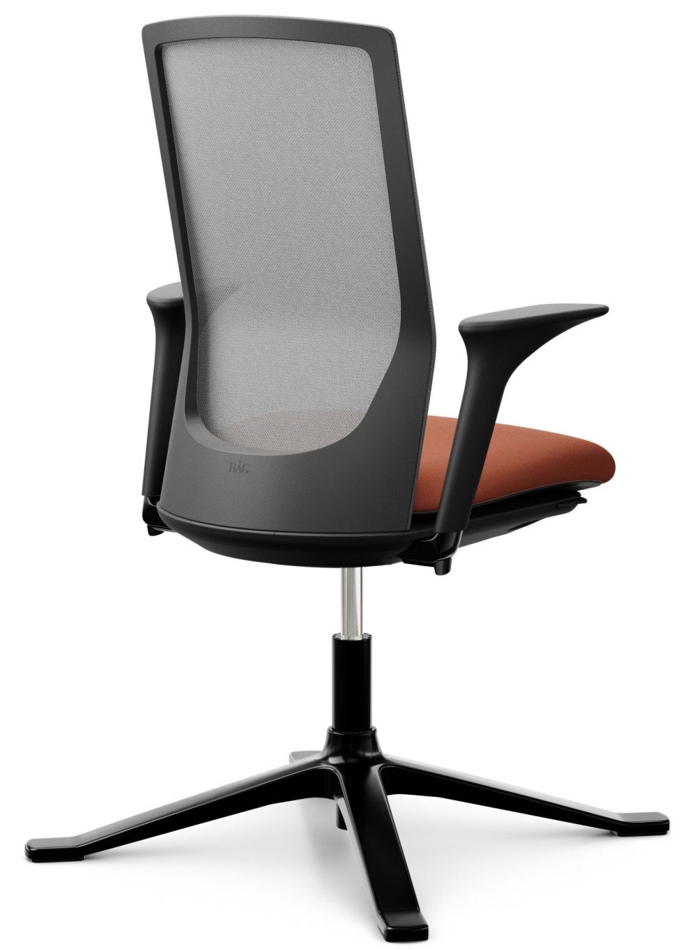 Ergonomischer Bürostuhl mit schwarzer Netzrückenlehne und rotem Sitz, auf einem stabilen schwarzen Fuß.