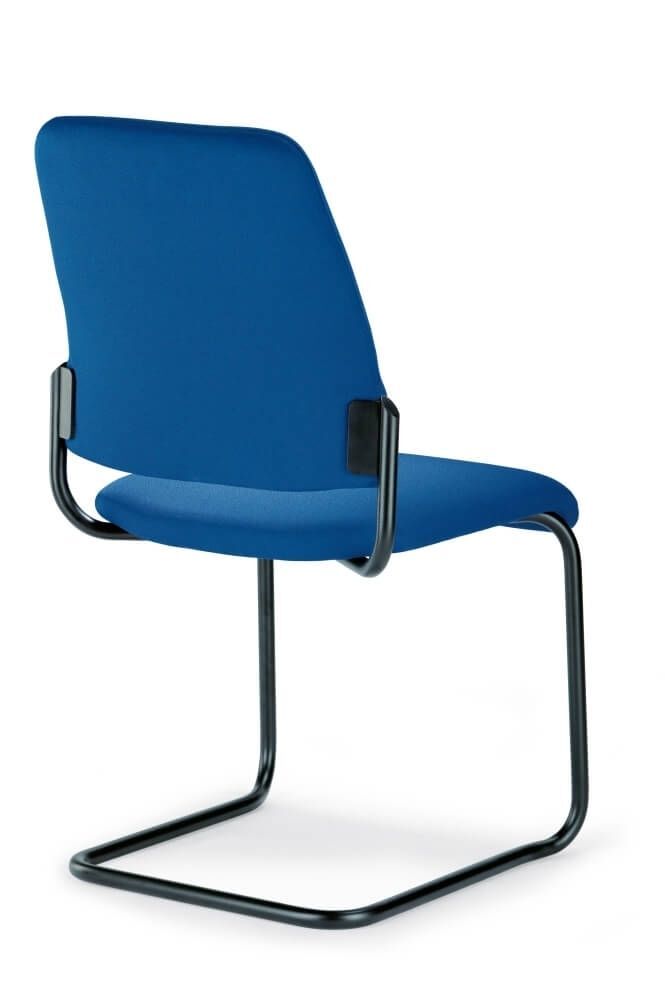 Blauer ergonomischer Bürostuhl mit Freischwingergestell und schwarzem Metallrahmen, ideal für dynamisches Sitzen.